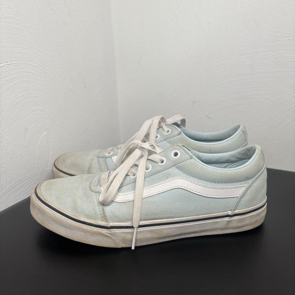Vans old skool‎ low top women size 9.5 shoes light blue athletic skate sneakers